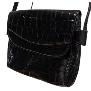 Vintage Sylvia Black Crossbody Handbag